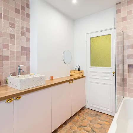 Guestready- Eclectic Delights In Saint-ouen
