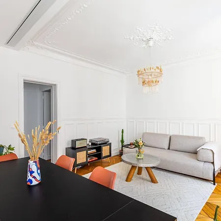 Guestready- Eclectic Delights In Saint-ouen